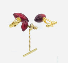Load image into Gallery viewer, 1960’s Cufflinks and Tie Pin Set
