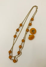 Load image into Gallery viewer, 1980s necklace and screw on earrings
